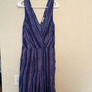 Womans blue v neck sleeveless dress size L
